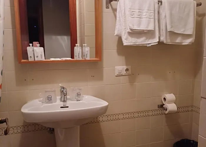 Casa Chore By Gaiarooms Pensión Hinojosa de Duero